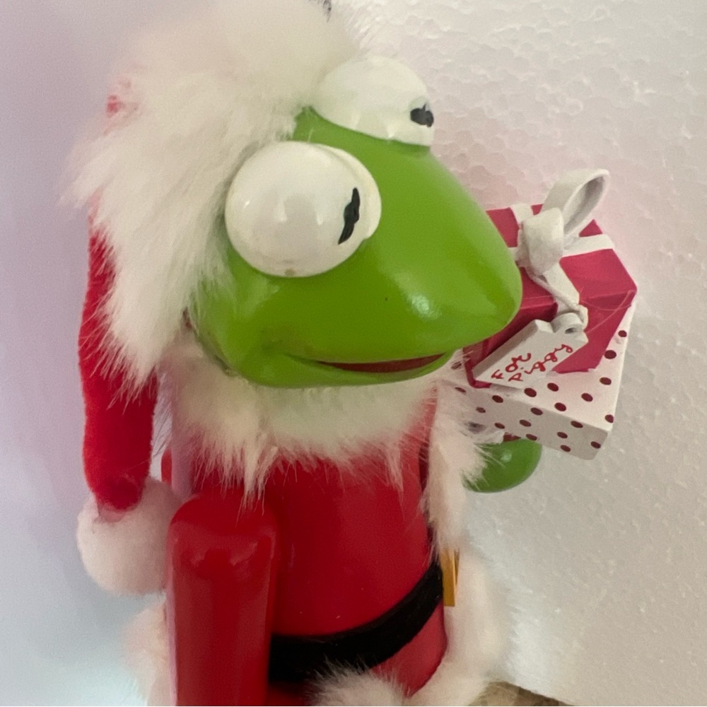 Kermit The Frog Nutcracker Kurt Adler Muppets Christmas Disney 10” NEW IN BOX - Picture 5 of 13
